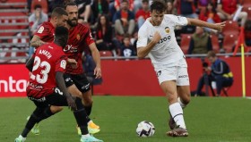 皇马队长阿隆索点赞替补：球队团结，替补球员价值不容忽视